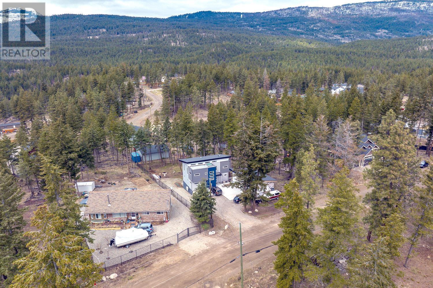 7246 Dunwaters Road