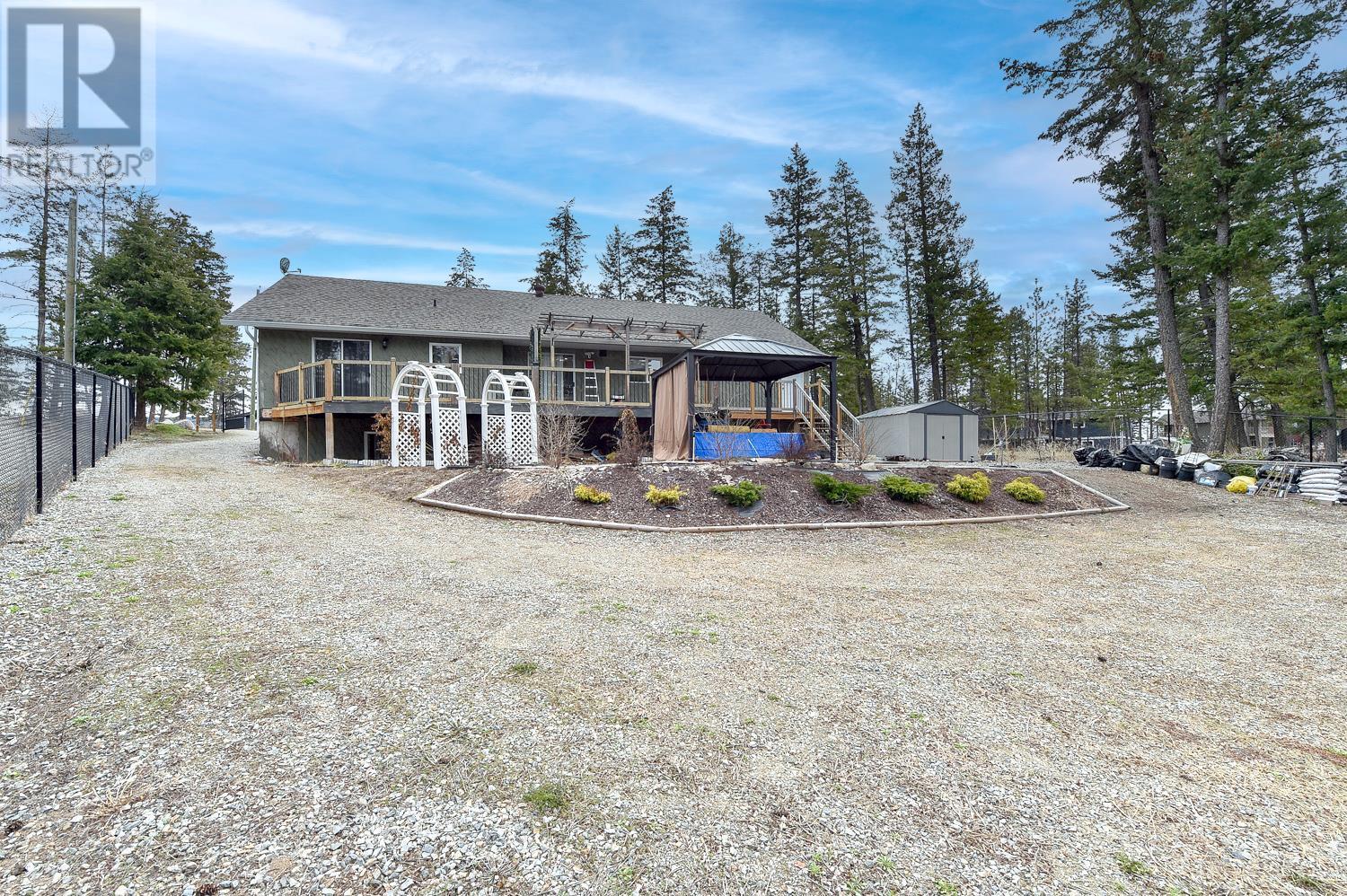 7246 Dunwaters Road