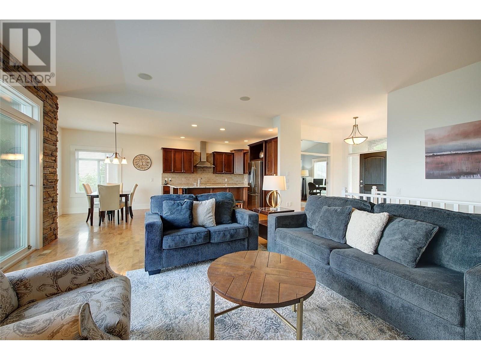 2567 Selkirk Drive