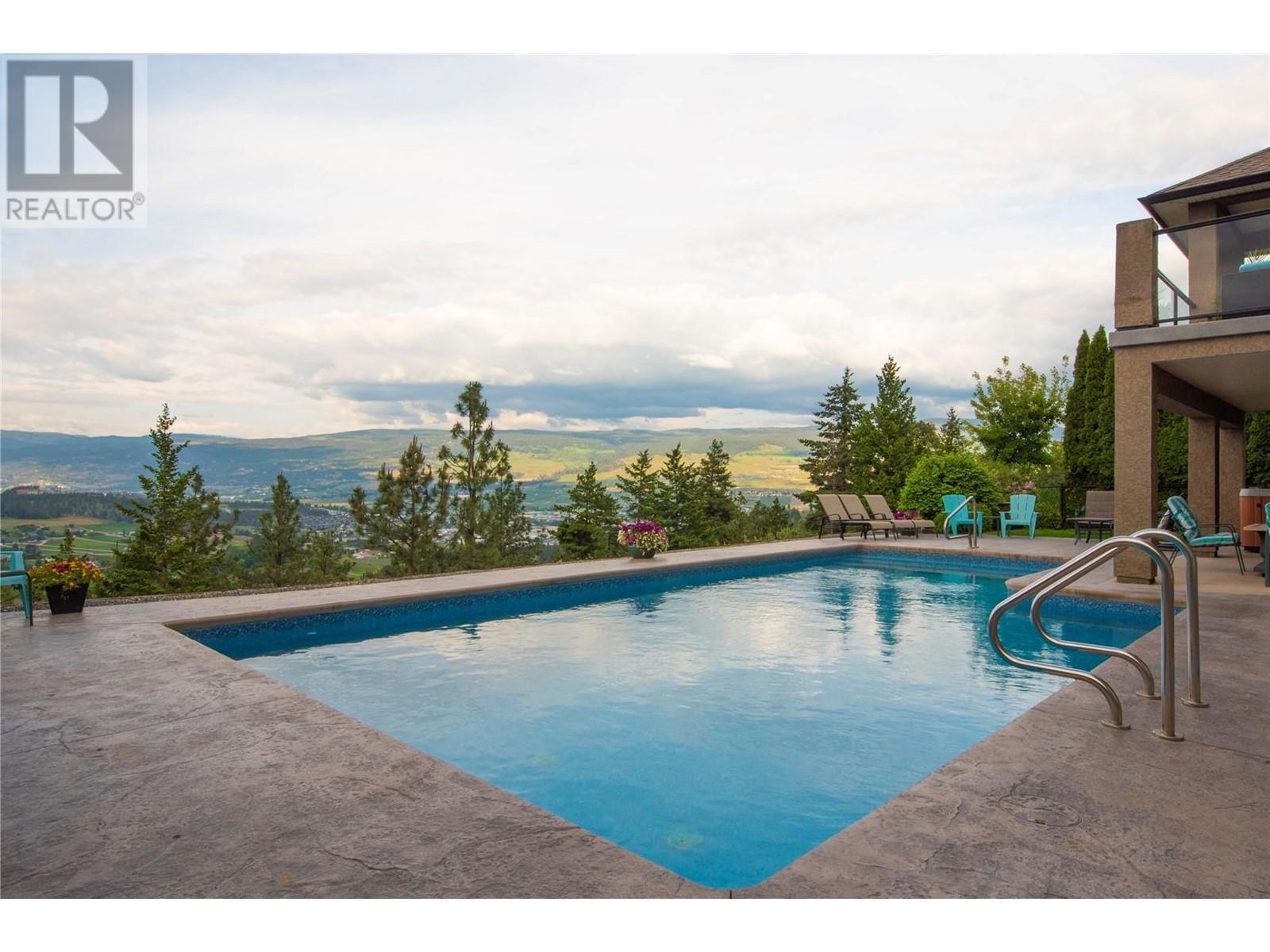 2567 Selkirk Drive
