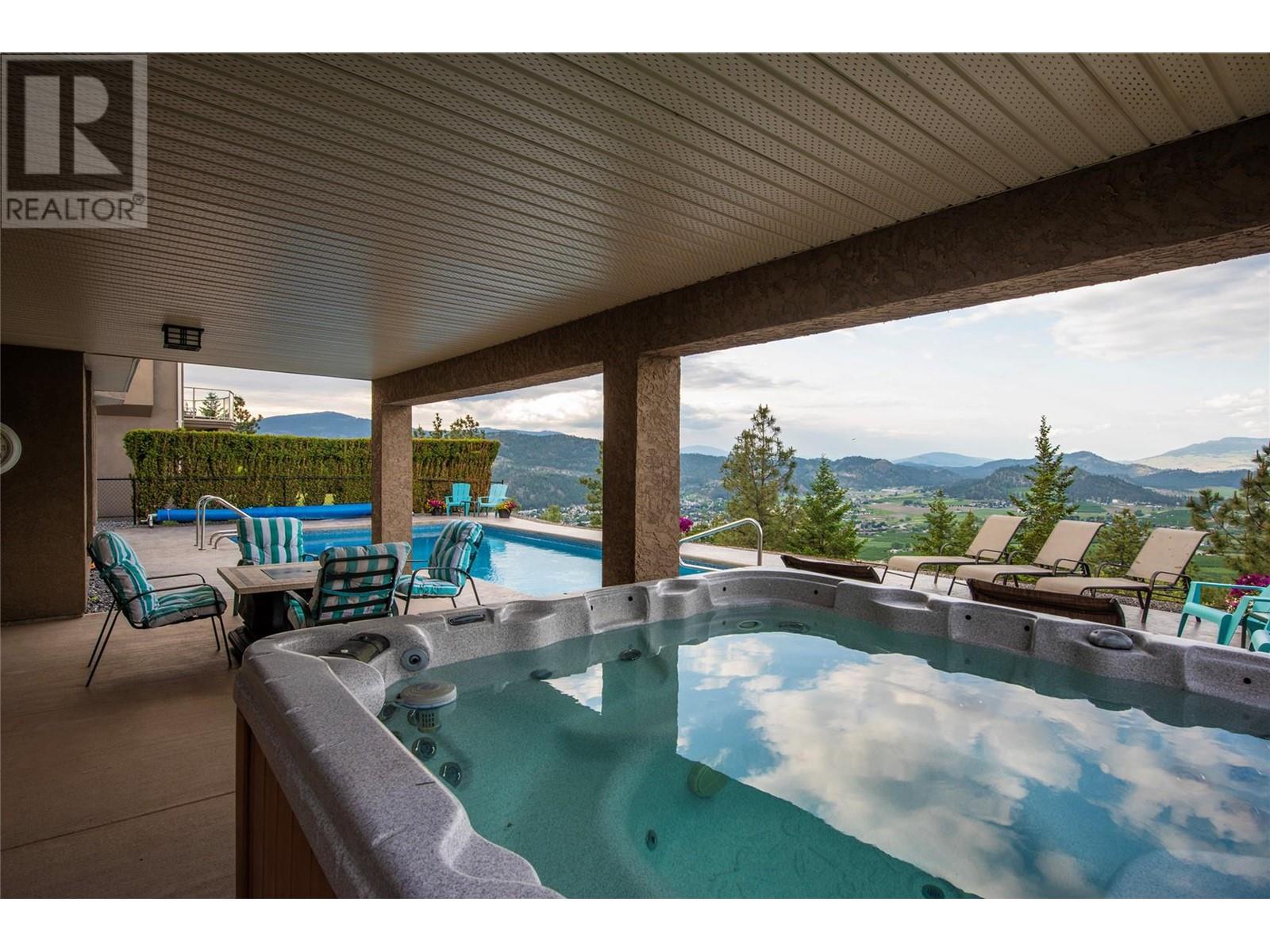 2567 Selkirk Drive