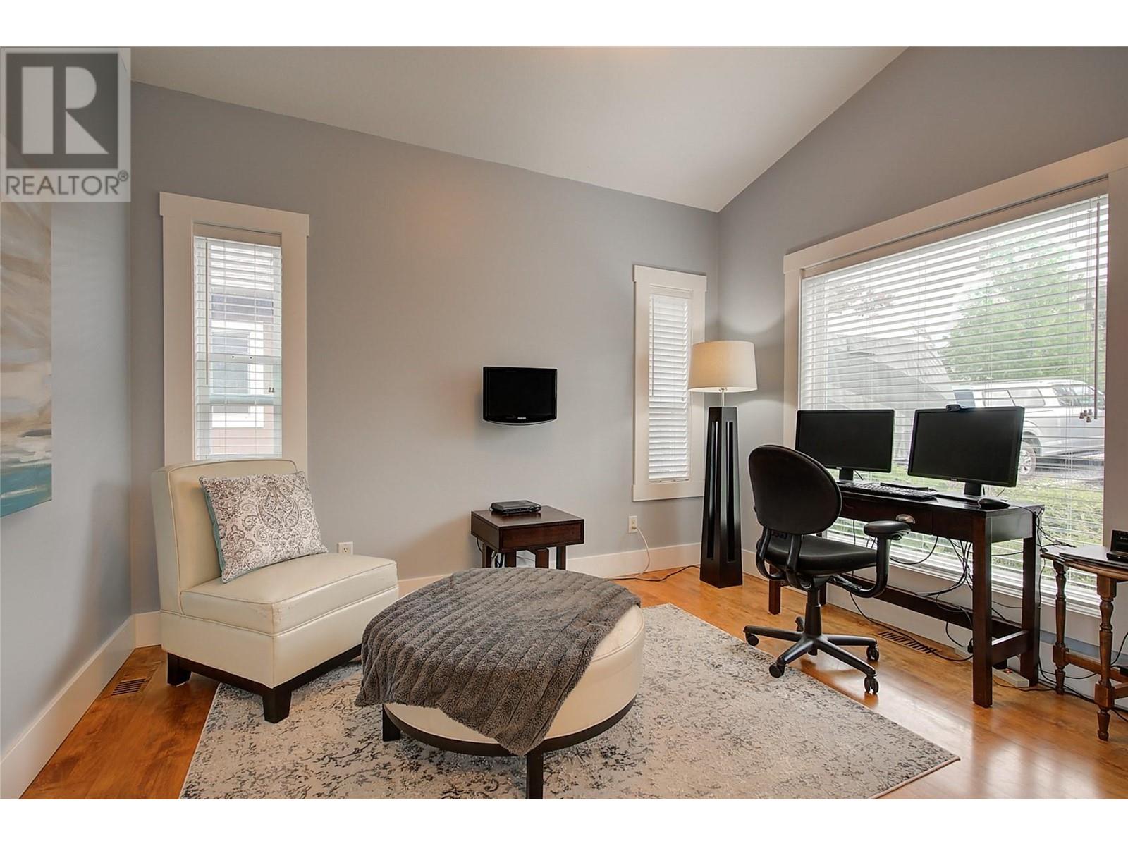 2567 Selkirk Drive