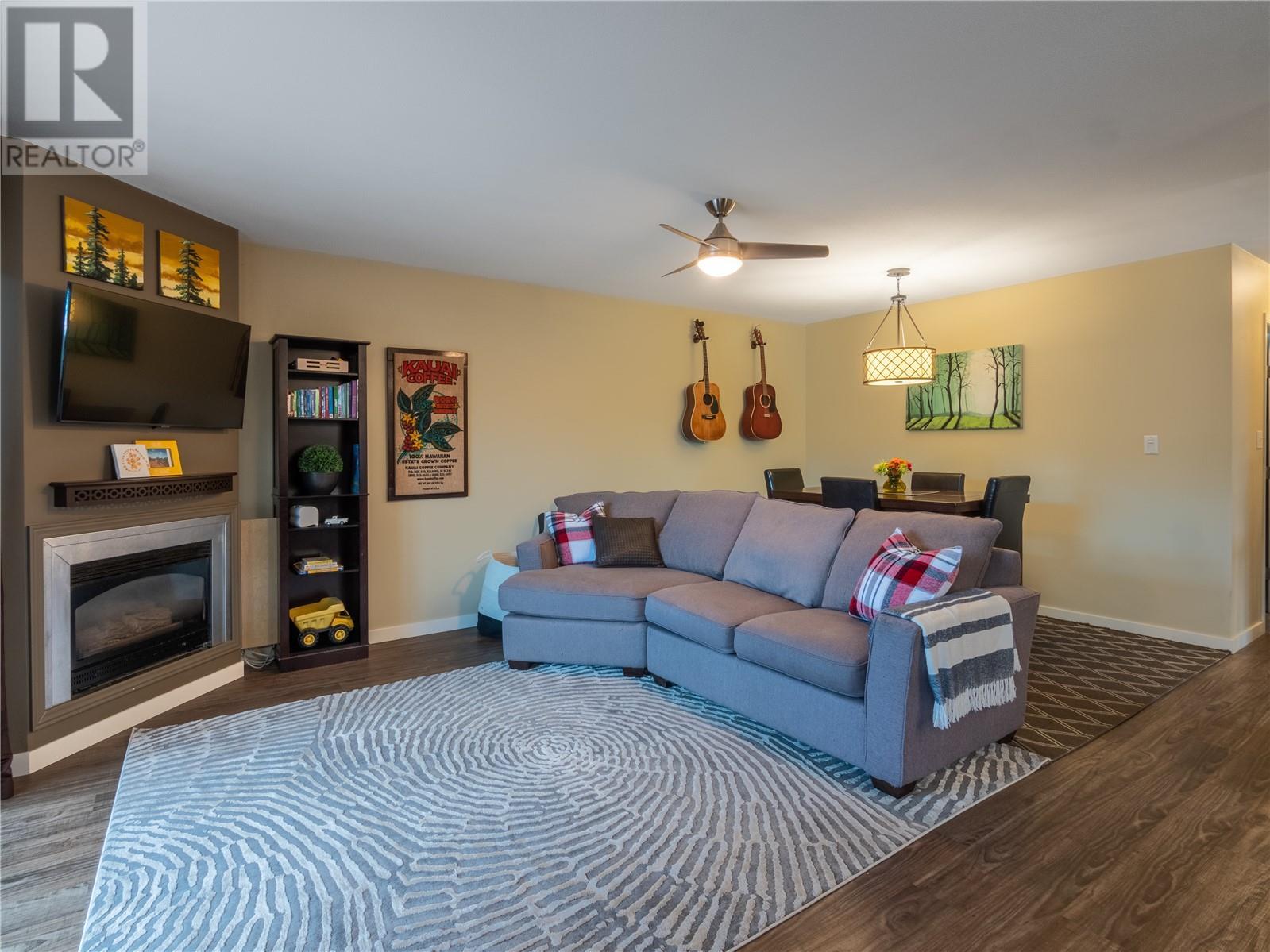 110 Wyles Crescent