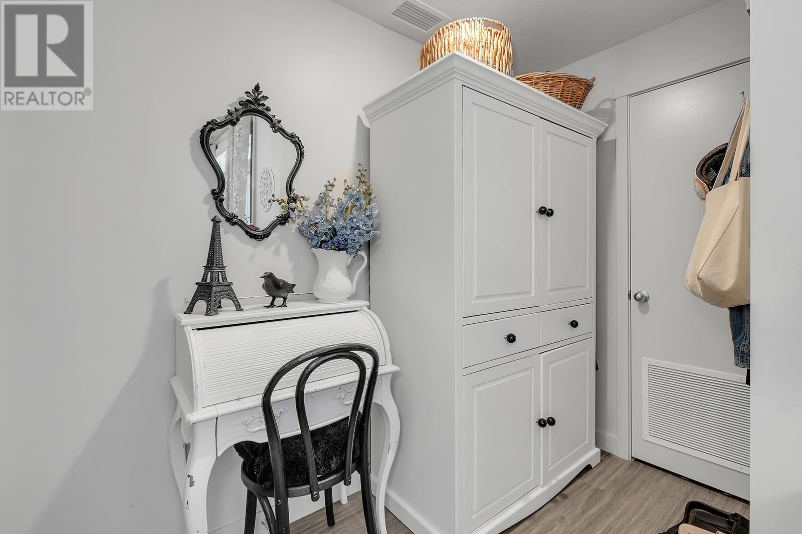 2250 Majoros Road Unit# 103, #103