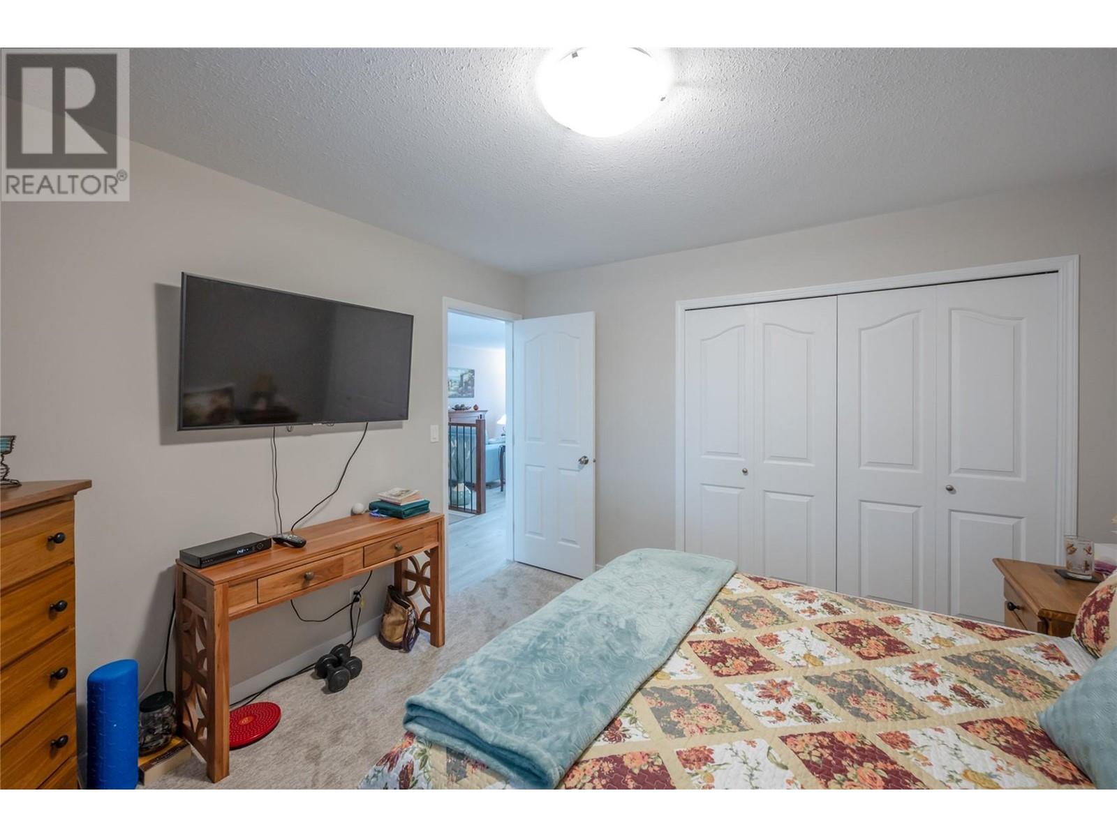 14615 Victoria Road N Unit# 3, #3