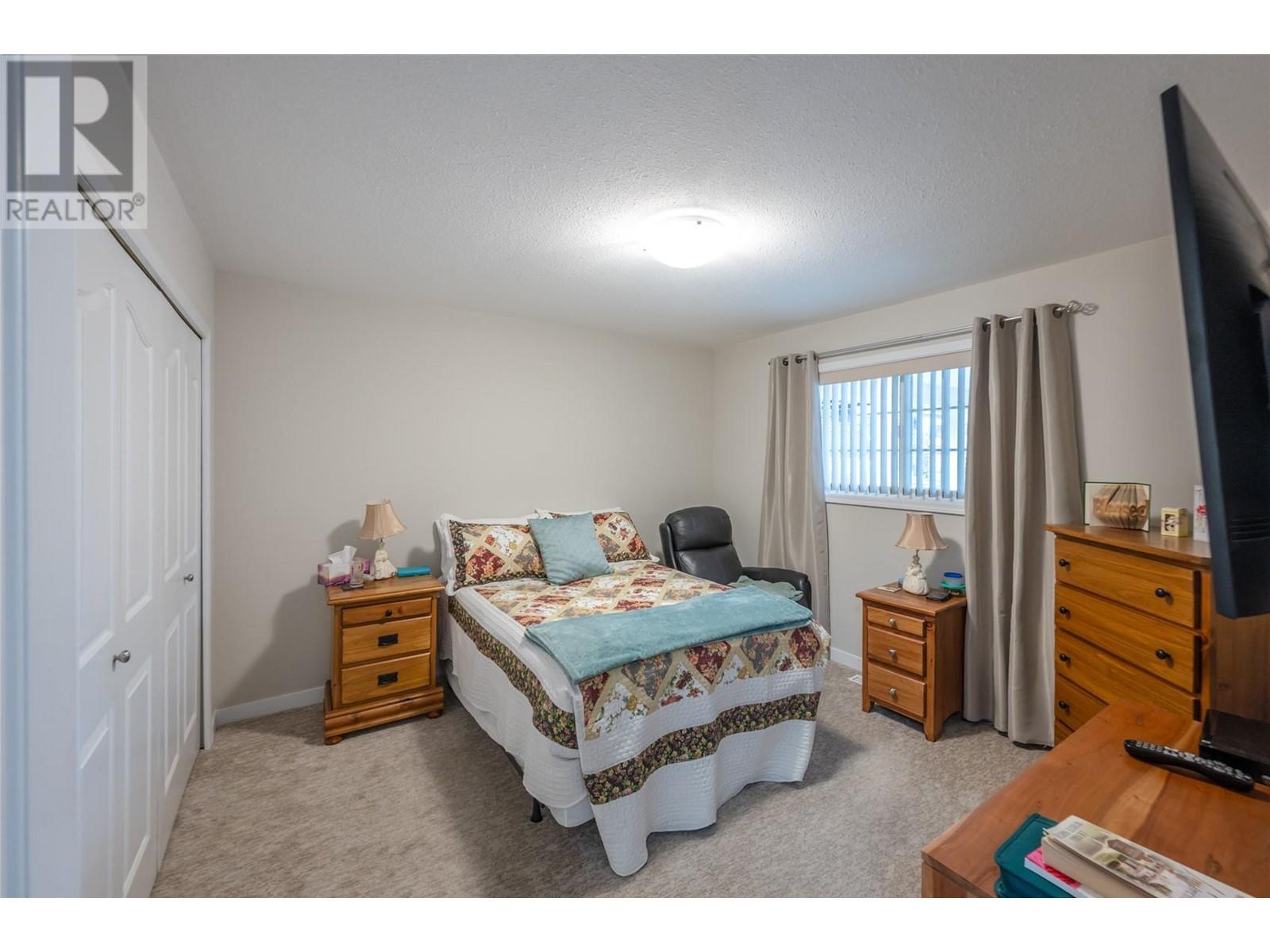 14615 Victoria Road N Unit# 3, #3