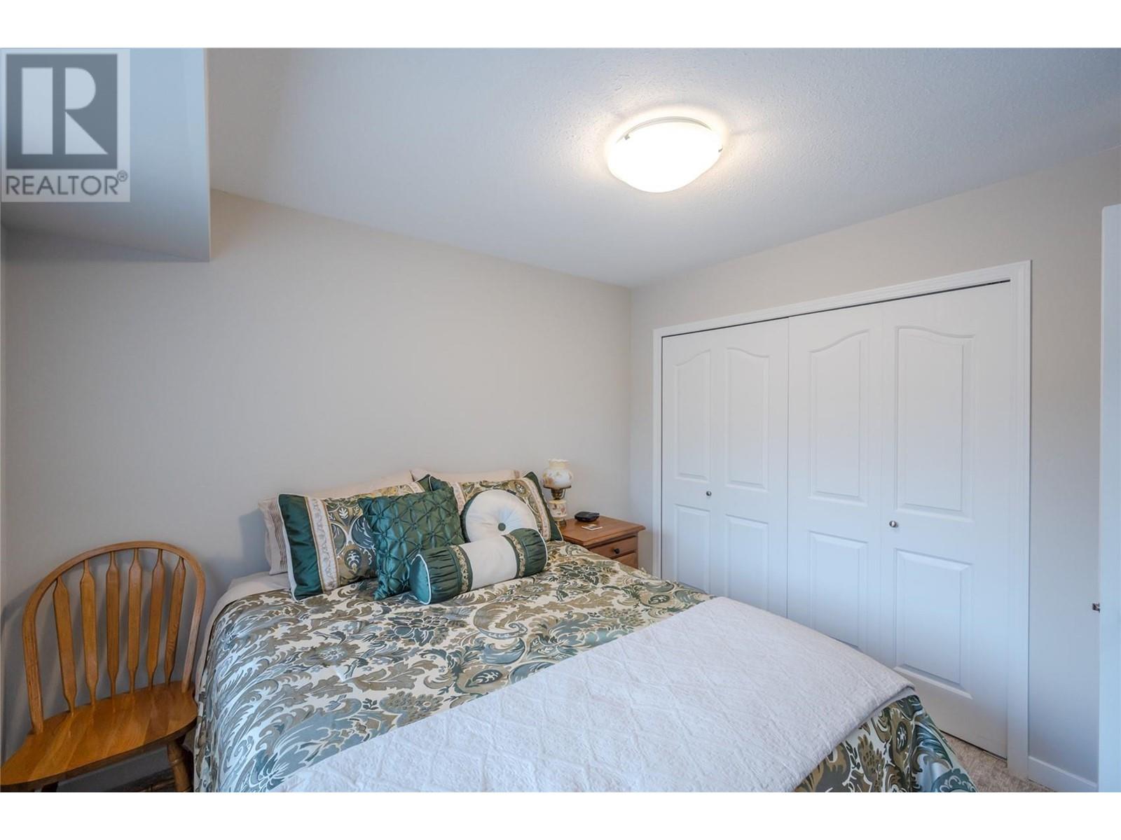 14615 Victoria Road N Unit# 3, #3