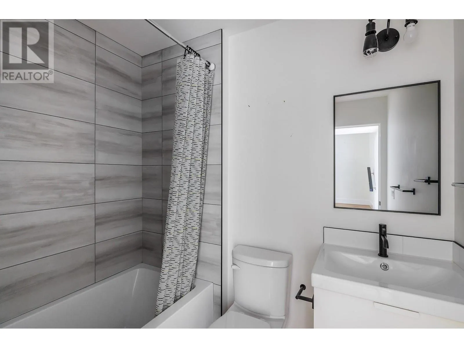 2825 Richter Street Unit# 2