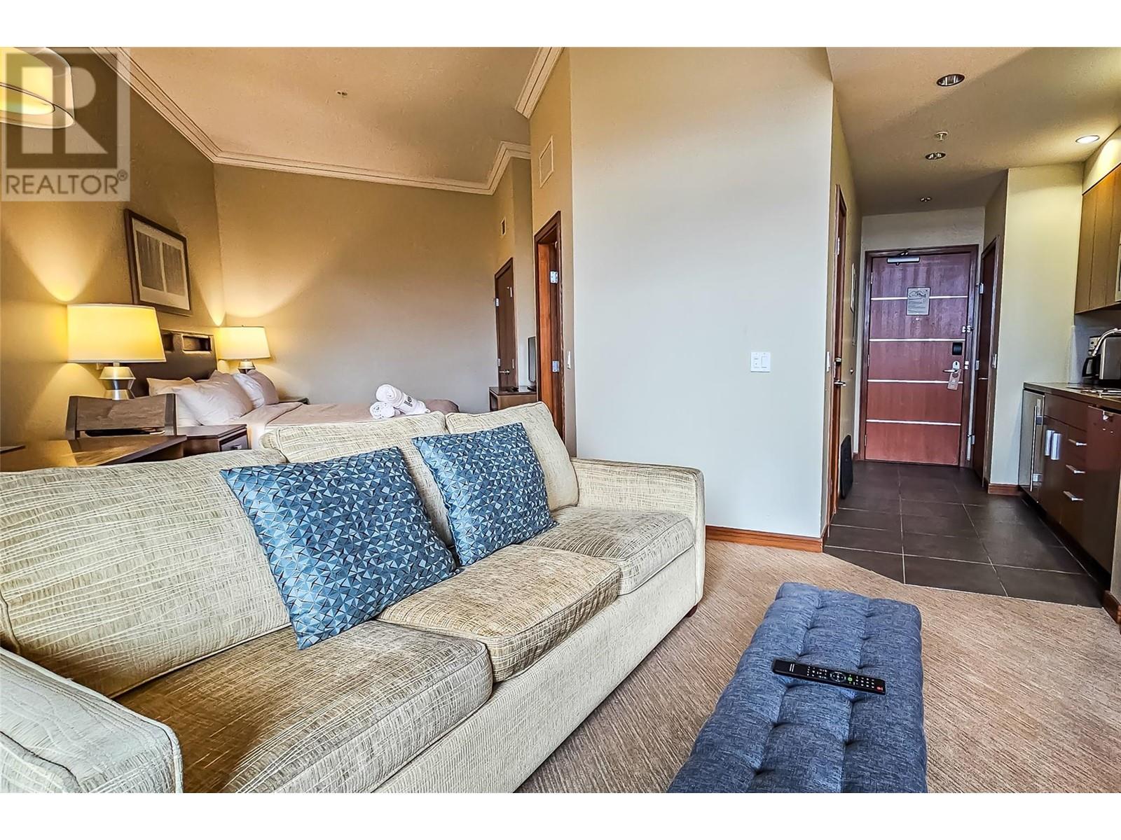 2950 Camozzi Road Unit# 1212