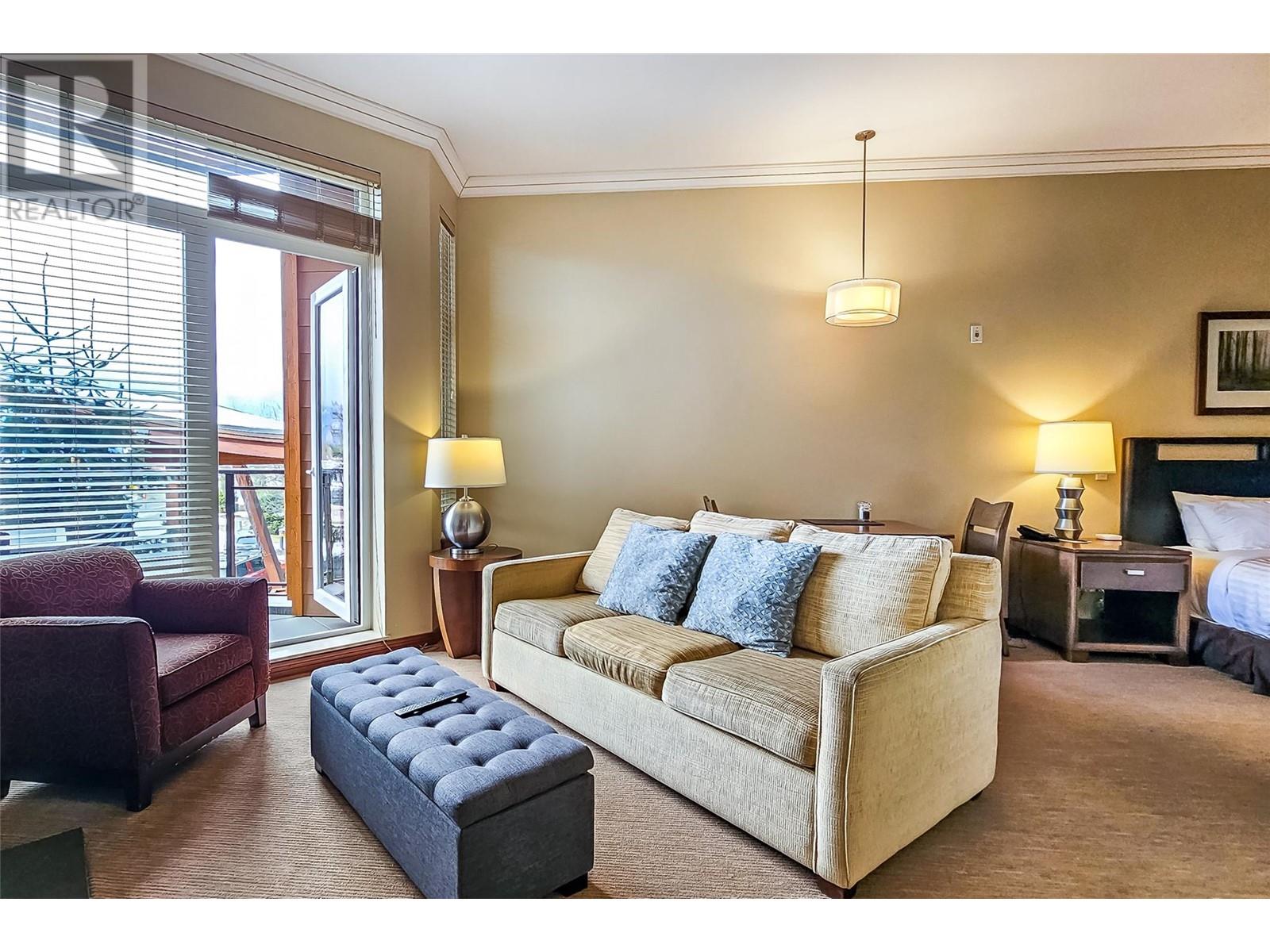 2950 Camozzi Road Unit# 1212