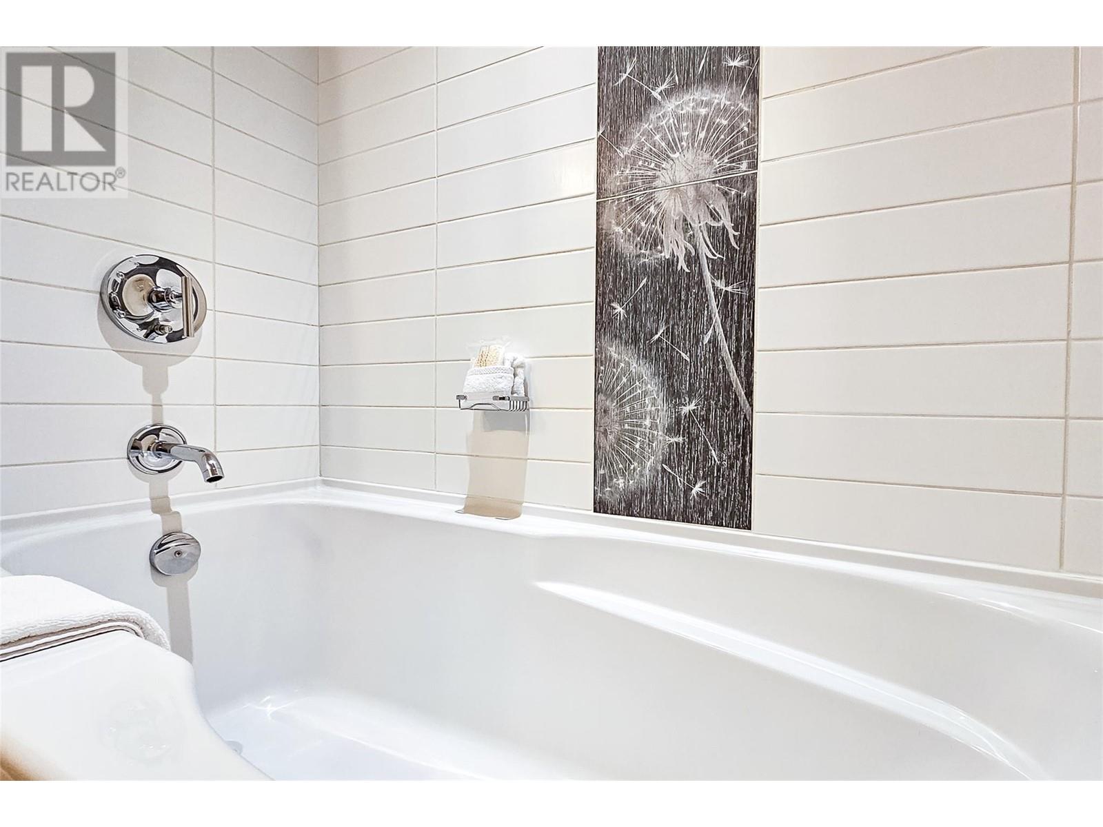 2950 Camozzi Road Unit# 1212