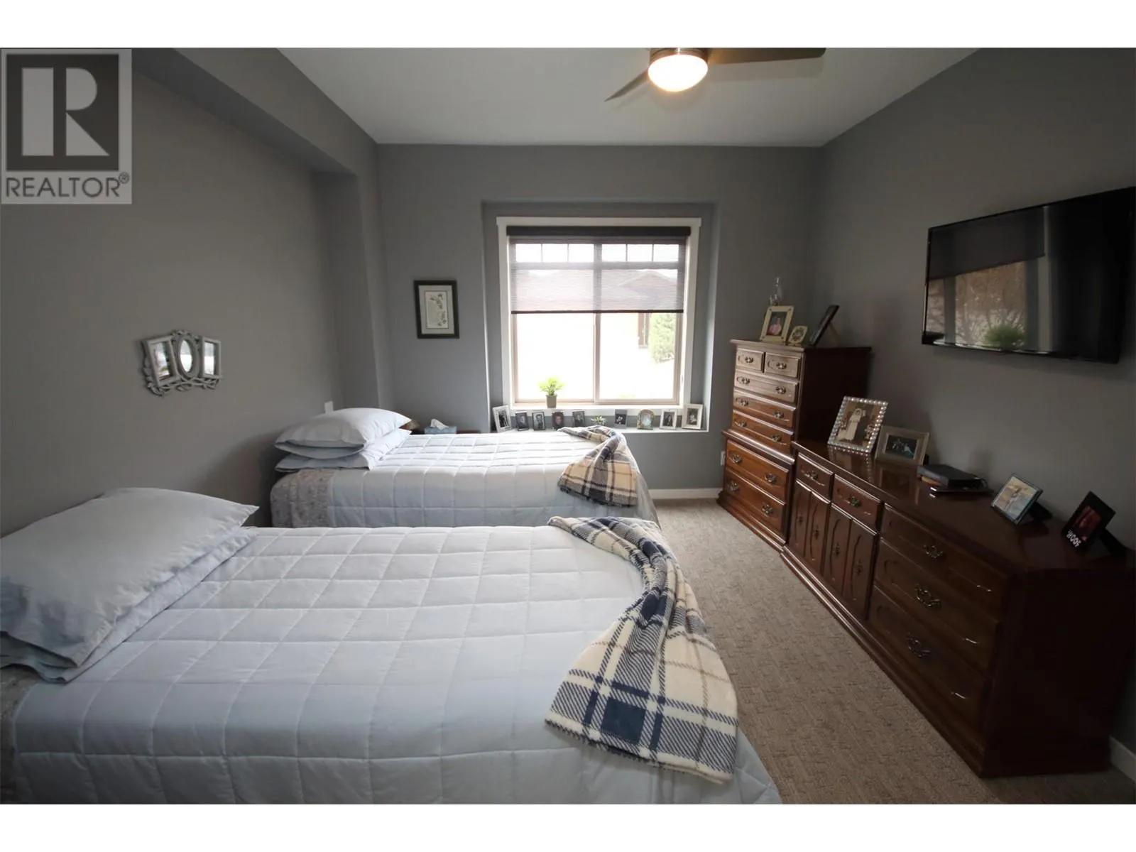 6833 Meadows Drive Unit# 37