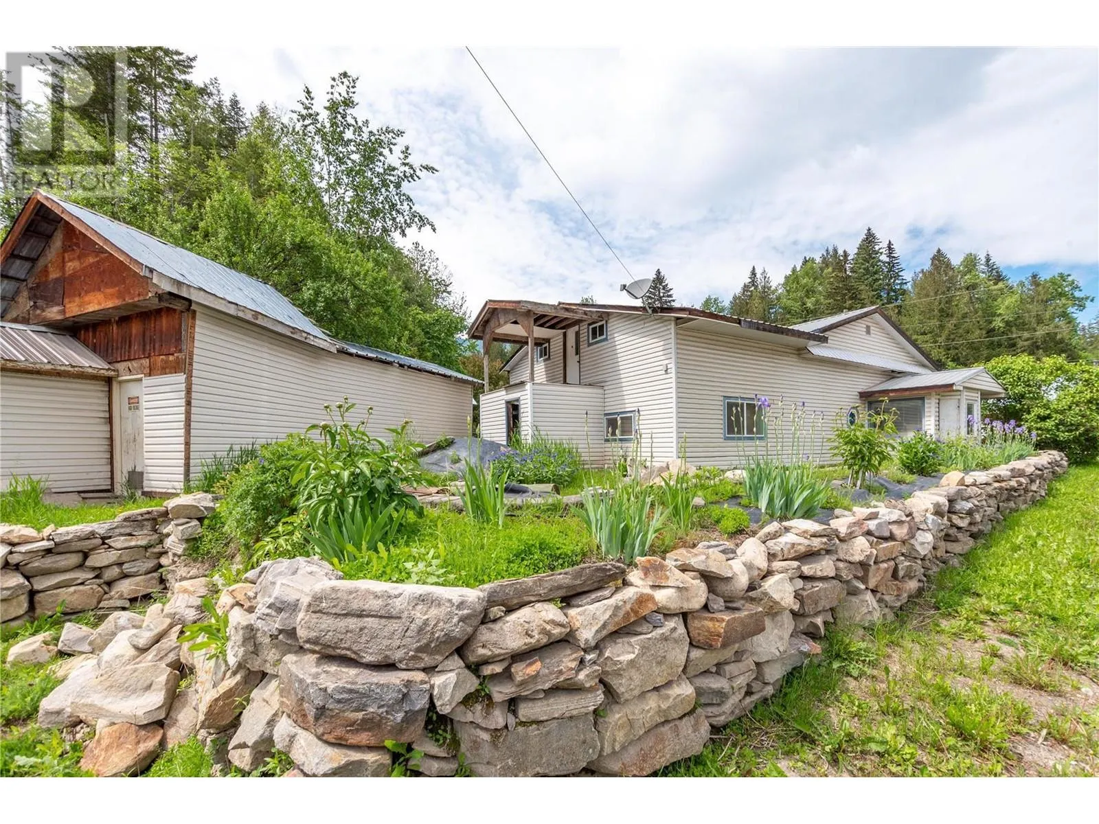 3049 Hornsberger Road