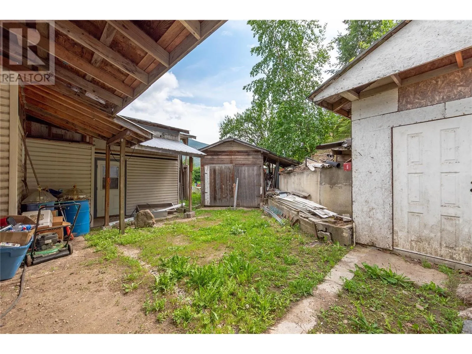 3049 Hornsberger Road