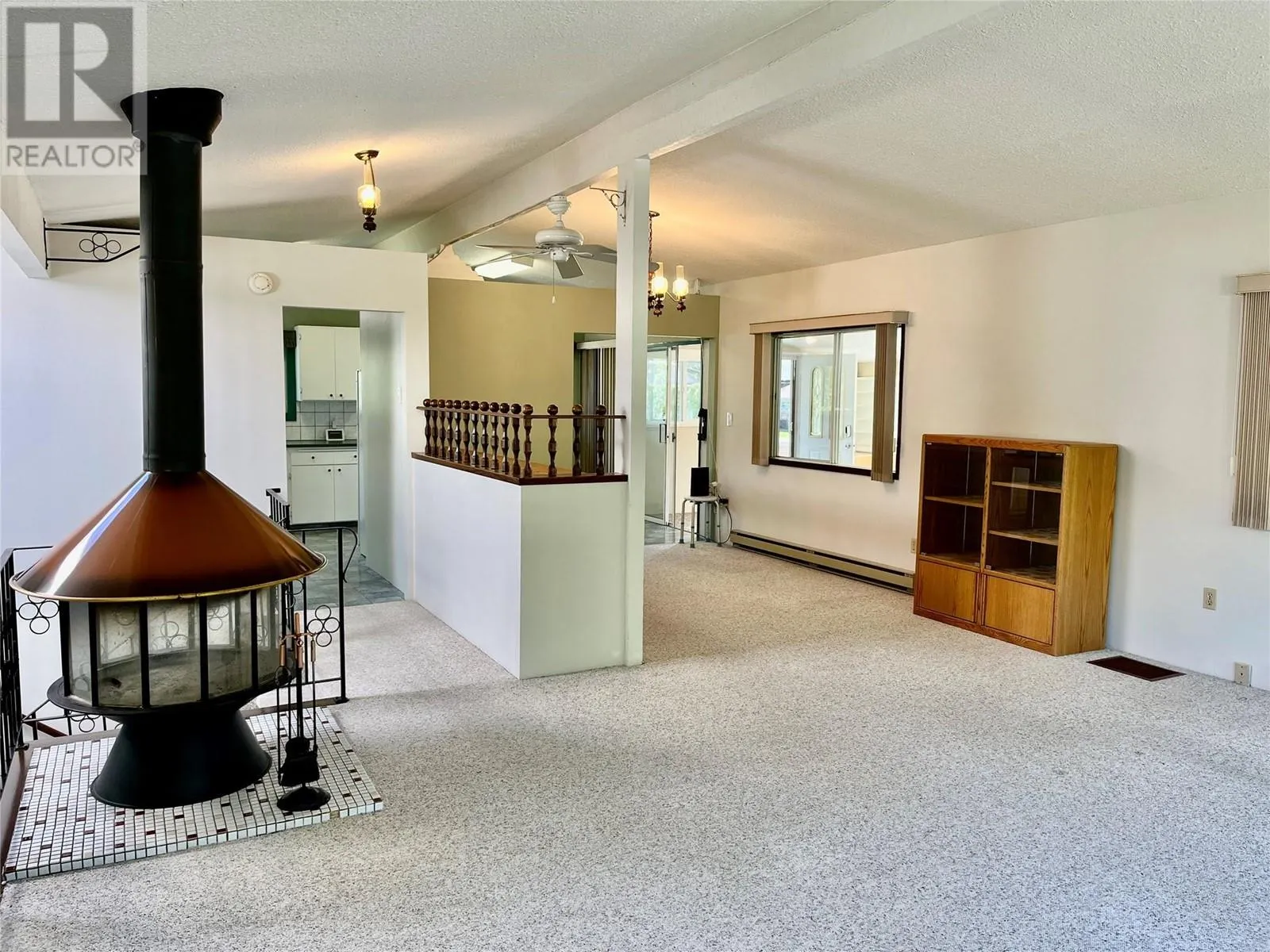 441 Oak Avenue