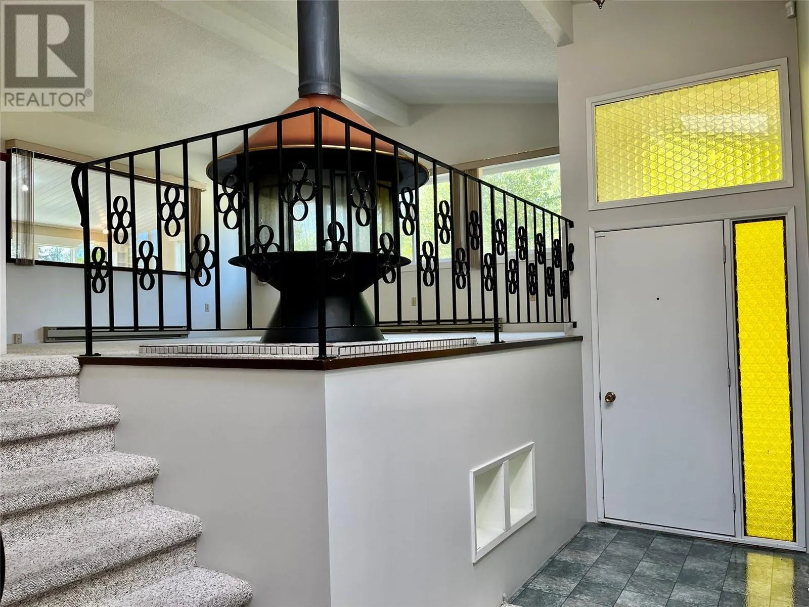 441 Oak Avenue
