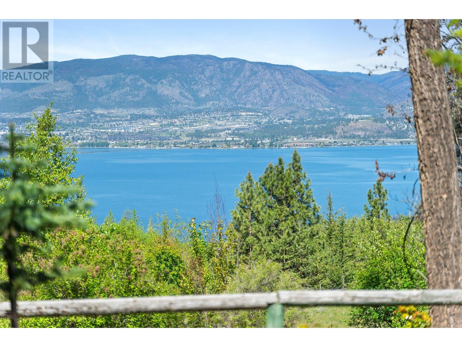 166 Timberline Road, (MLS® 7703007) See this property for sale in