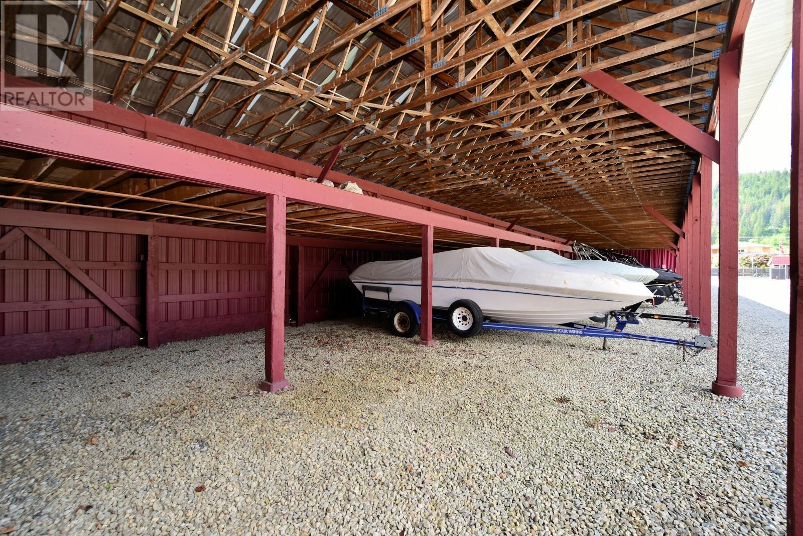 621 & 709 Riverside Avenue