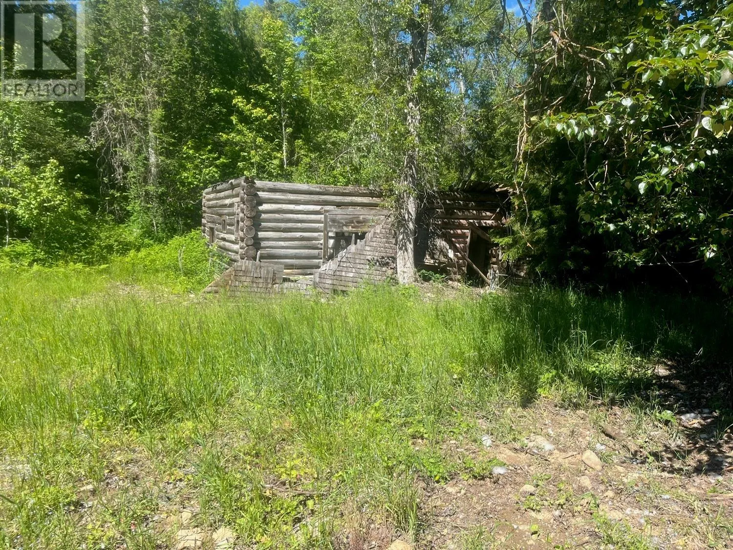 2736 Enderby Mabel Lake Road