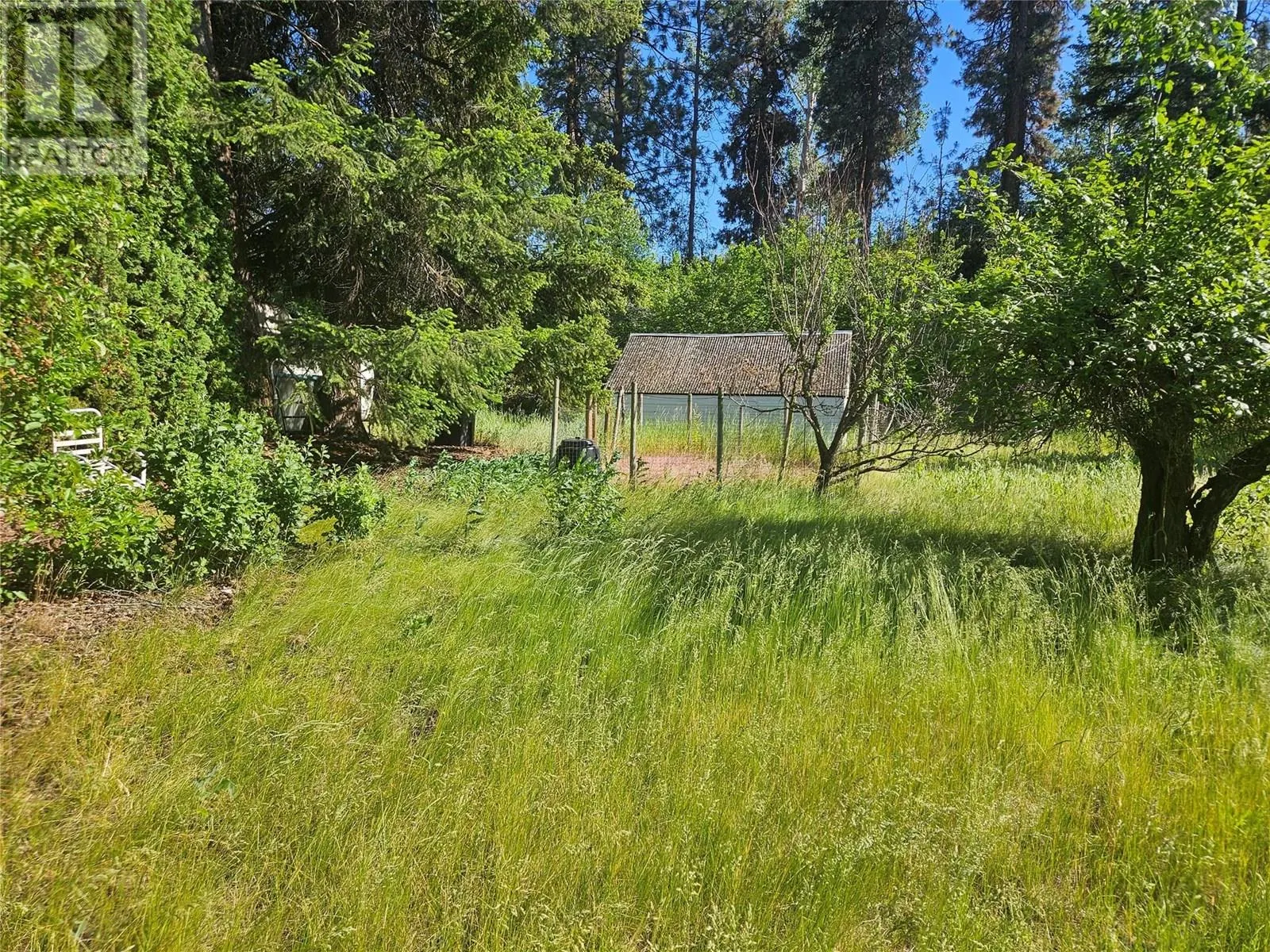 305 & 295 Clarissa Road