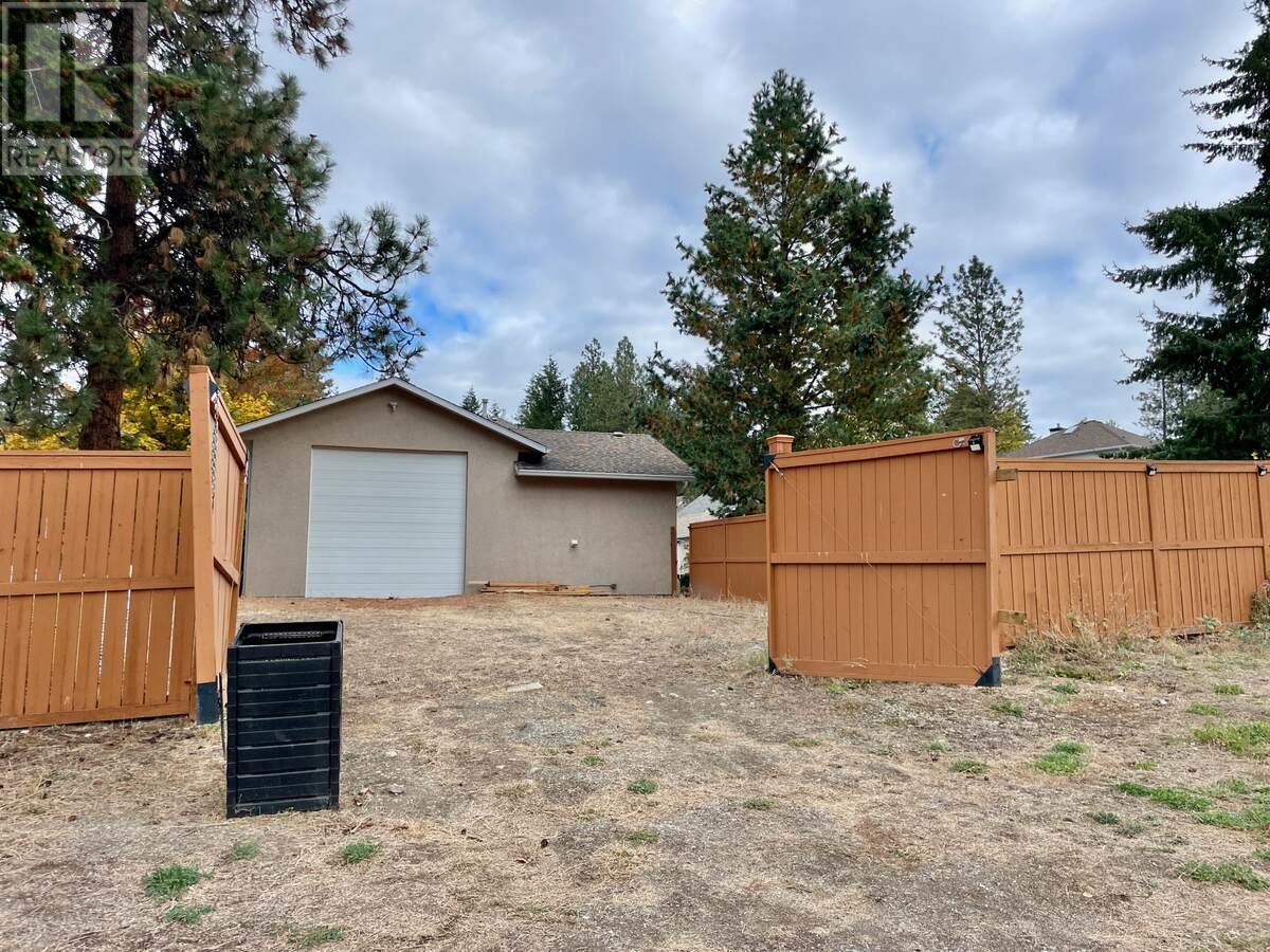 3911 Lakevale Place