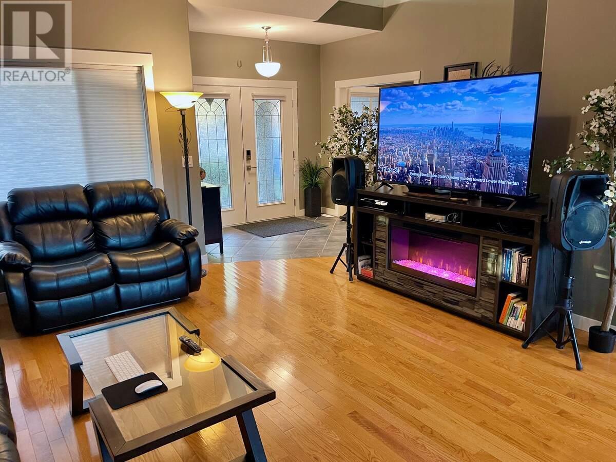 3911 Lakevale Place