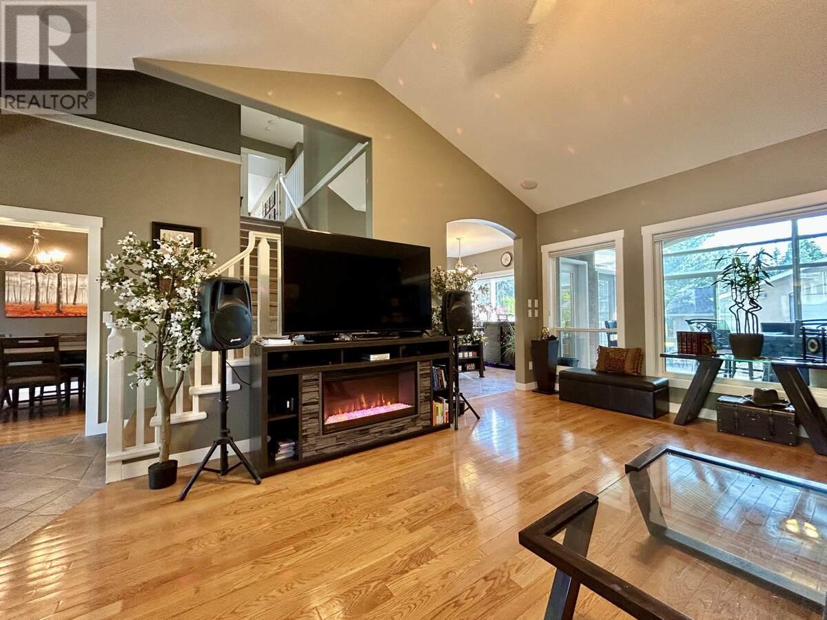 3911 Lakevale Place