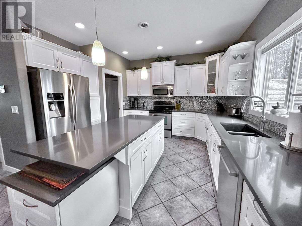 3911 Lakevale Place