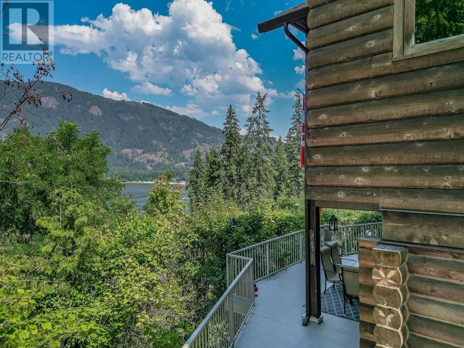 1 Old Sicamous Road