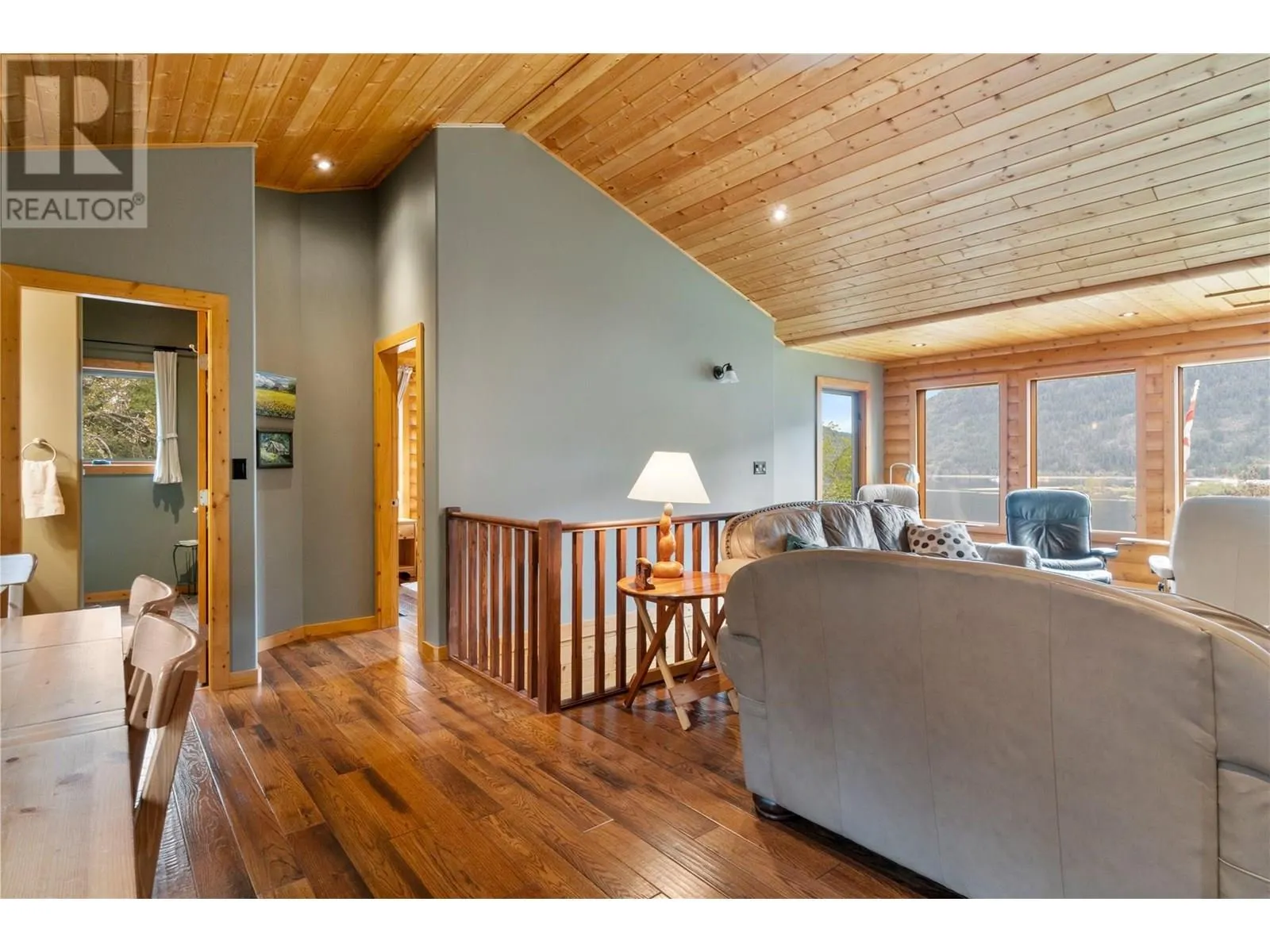 1 Old Sicamous Road
