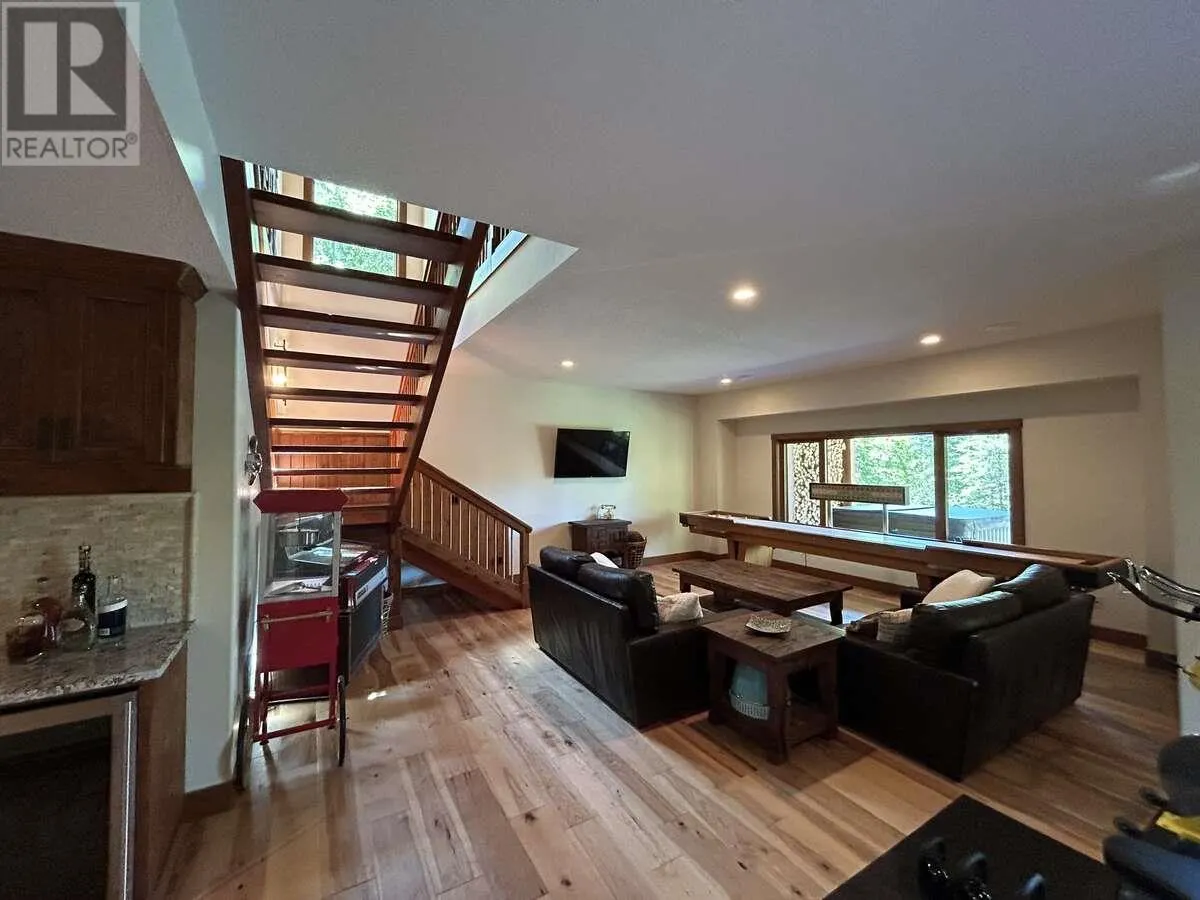 82 Walker Road