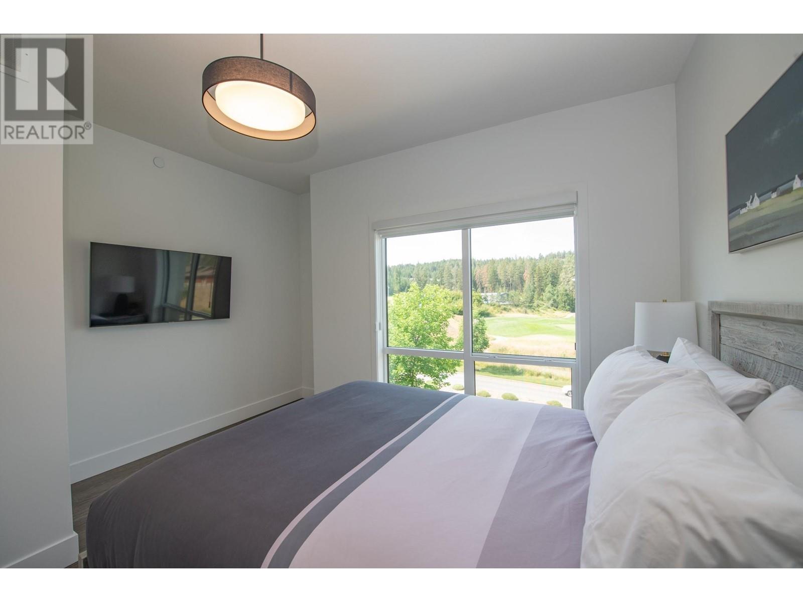 105 Predator Ridge Drive Unit# 4