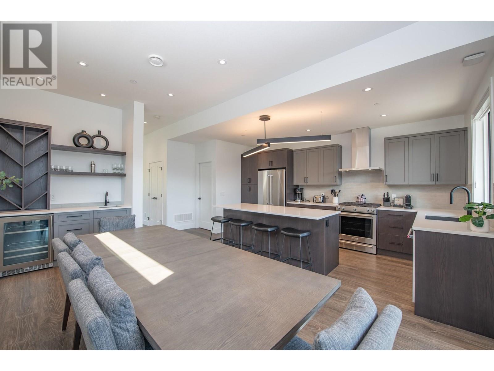 105 Predator Ridge Drive Unit# 4