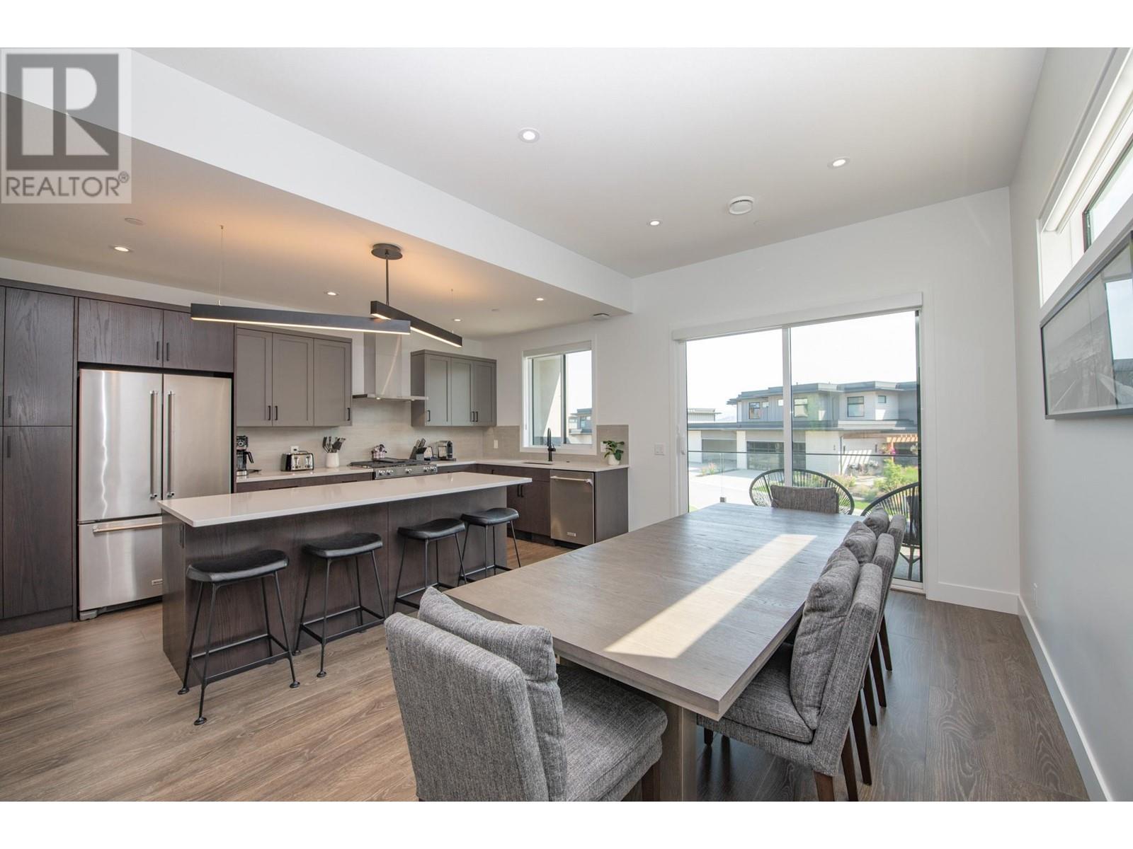 105 Predator Ridge Drive Unit# 4