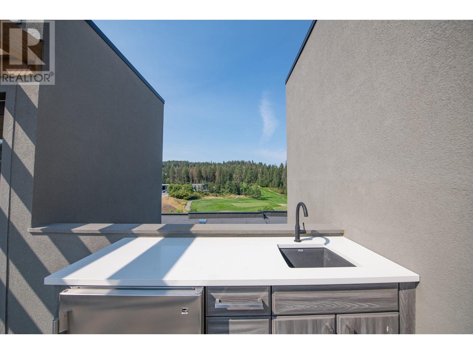 105 Predator Ridge Drive Unit# 4