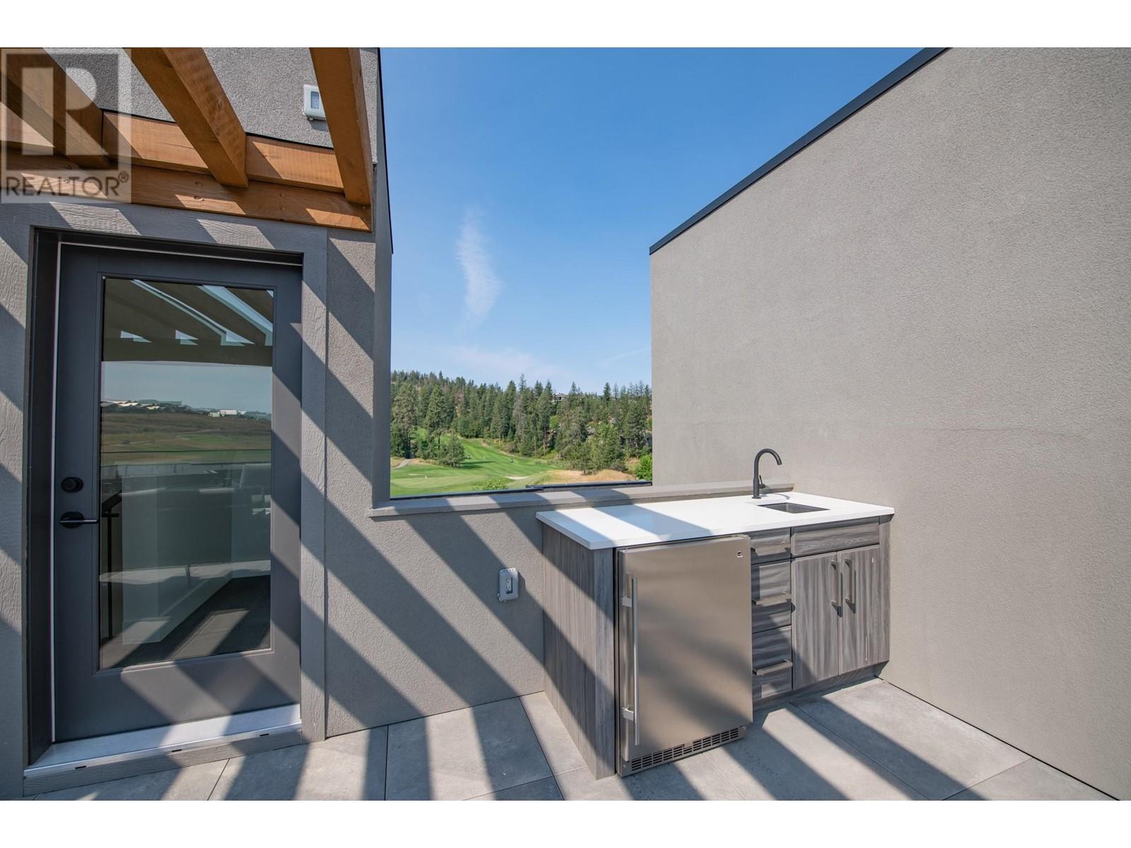 105 Predator Ridge Drive Unit# 4