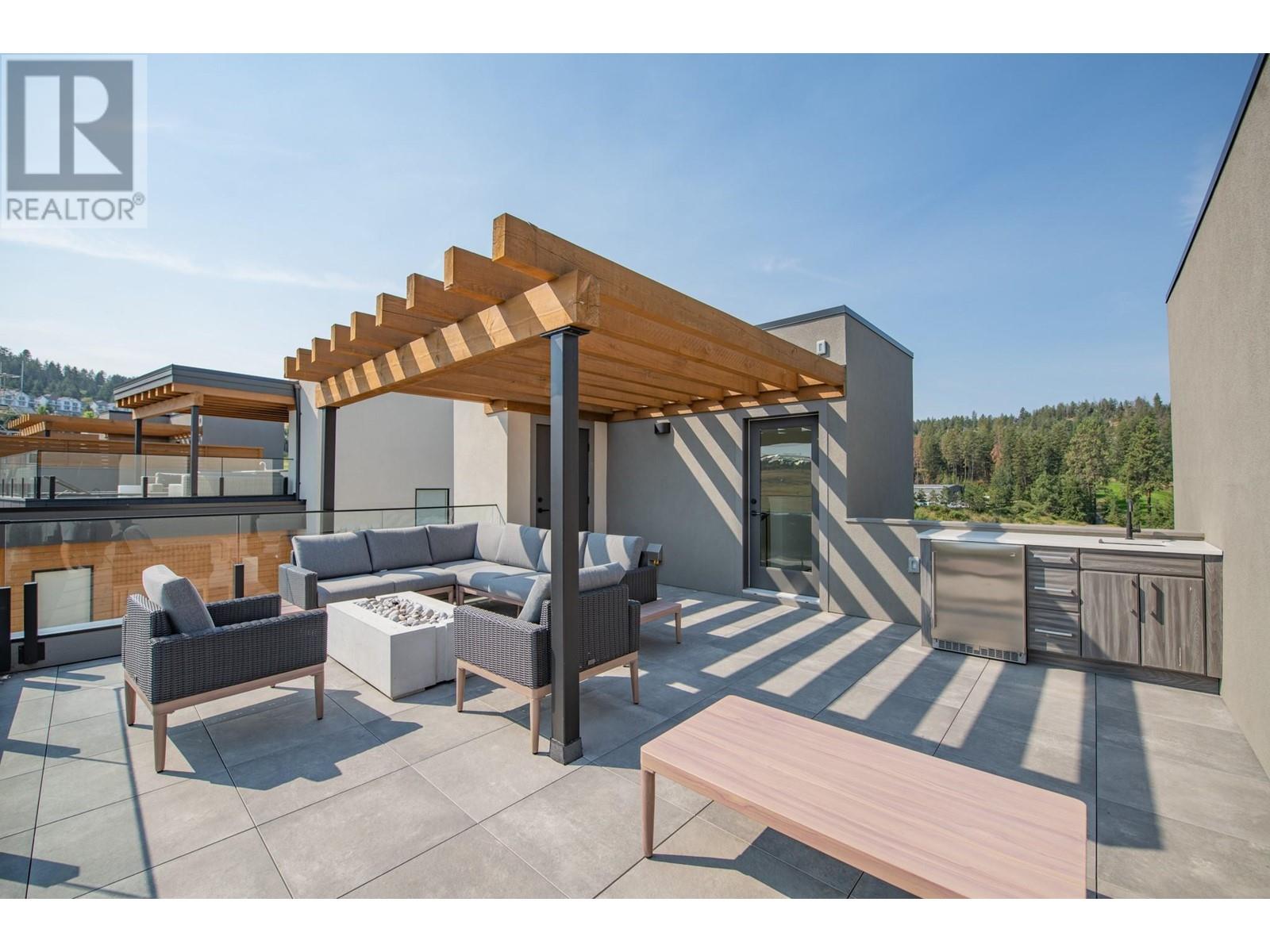 105 Predator Ridge Drive Unit# 4