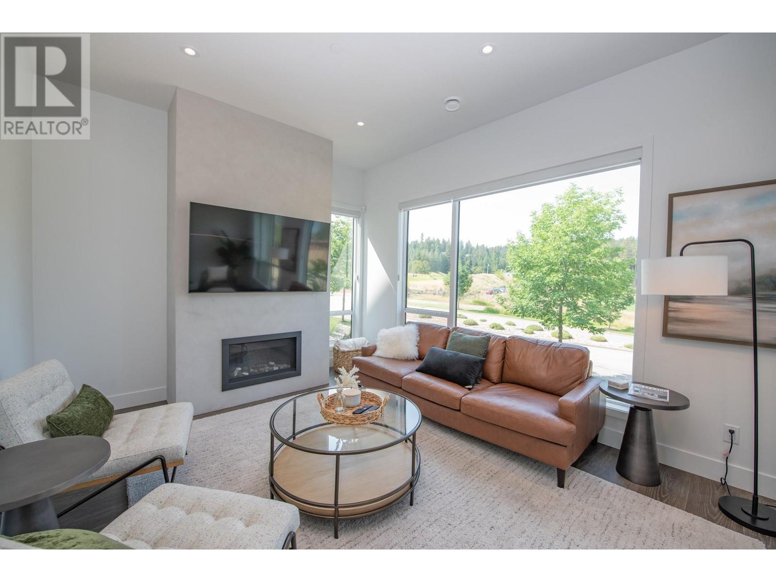 105 Predator Ridge Drive Unit# 4