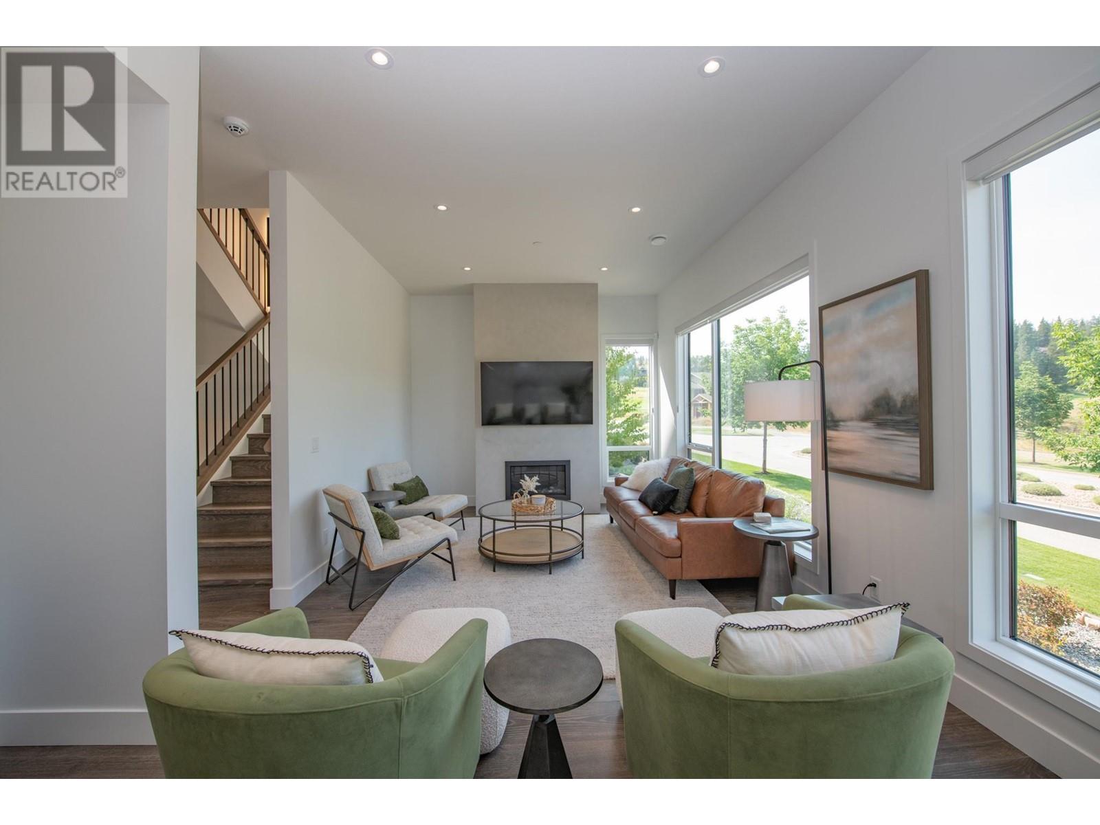 105 Predator Ridge Drive Unit# 4