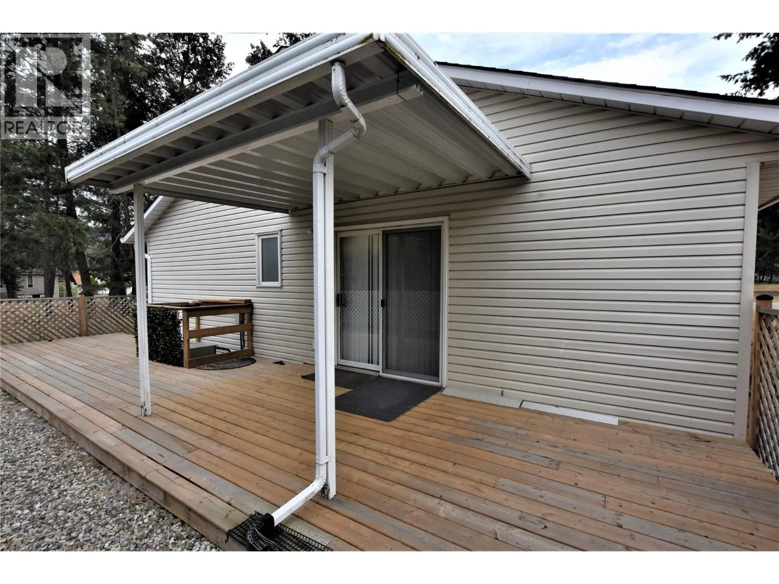 404 Hummingbird Avenue