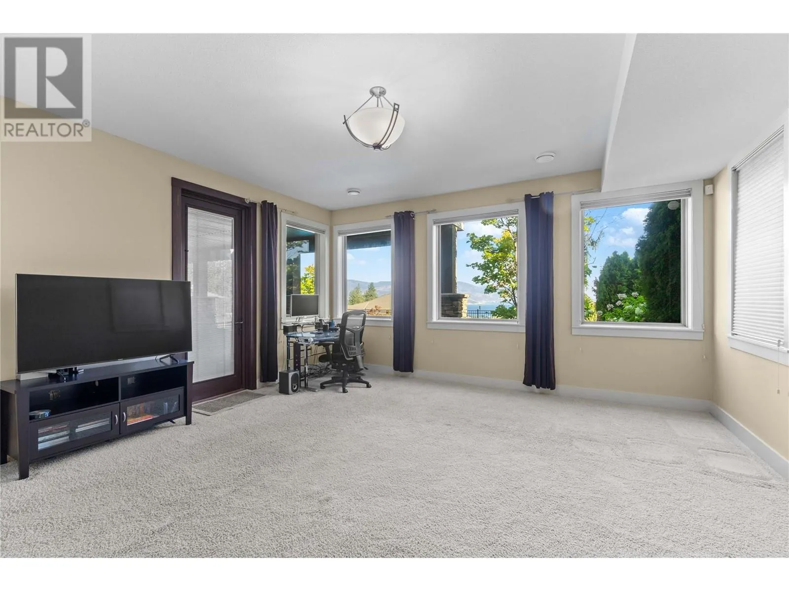 620 Arbor View Drive