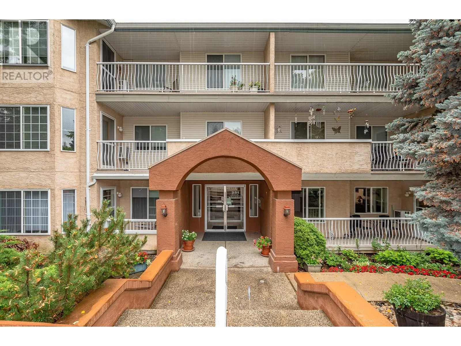 251 6 Street SE Unit# 107