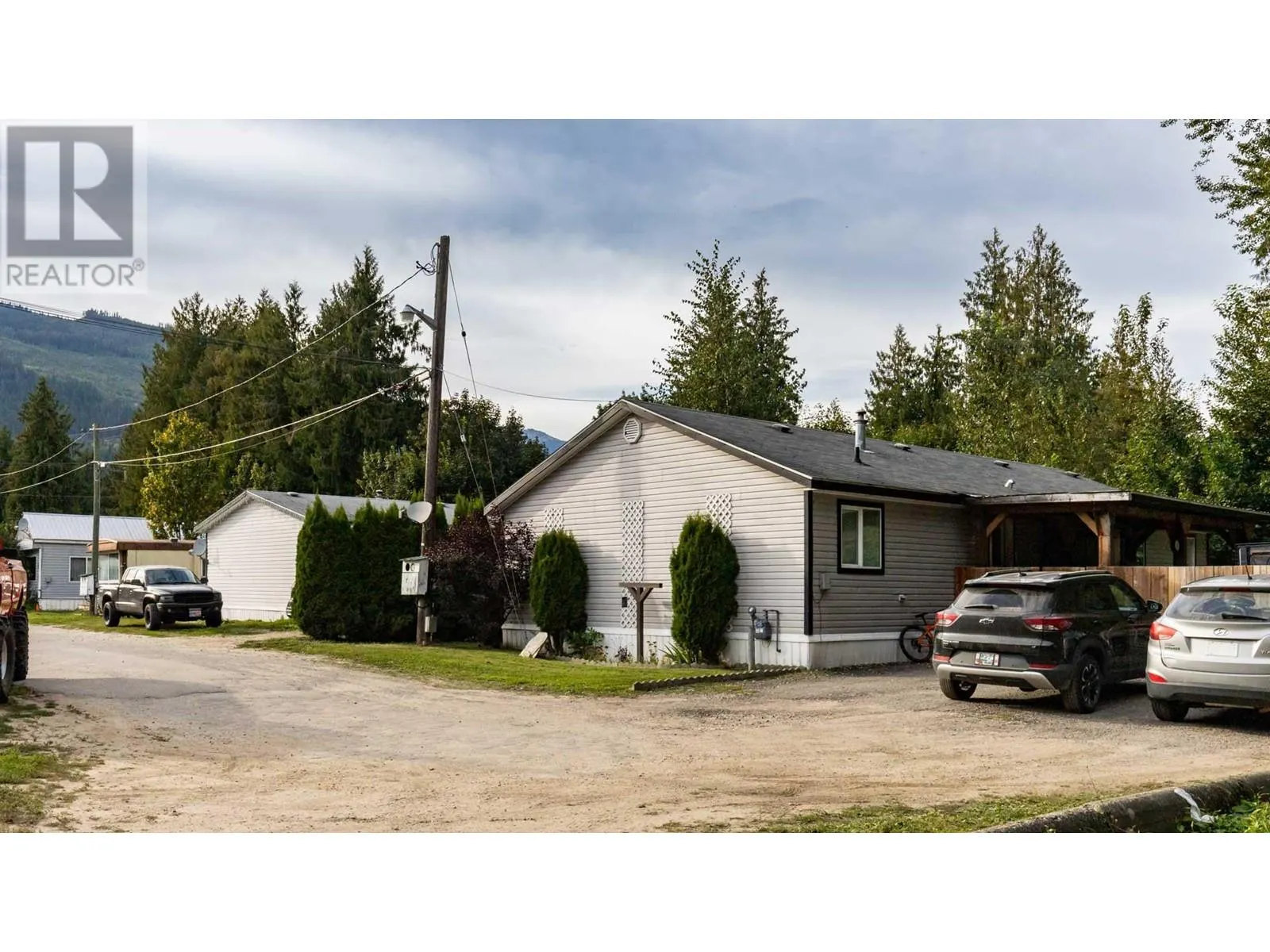 978 Lundell Road