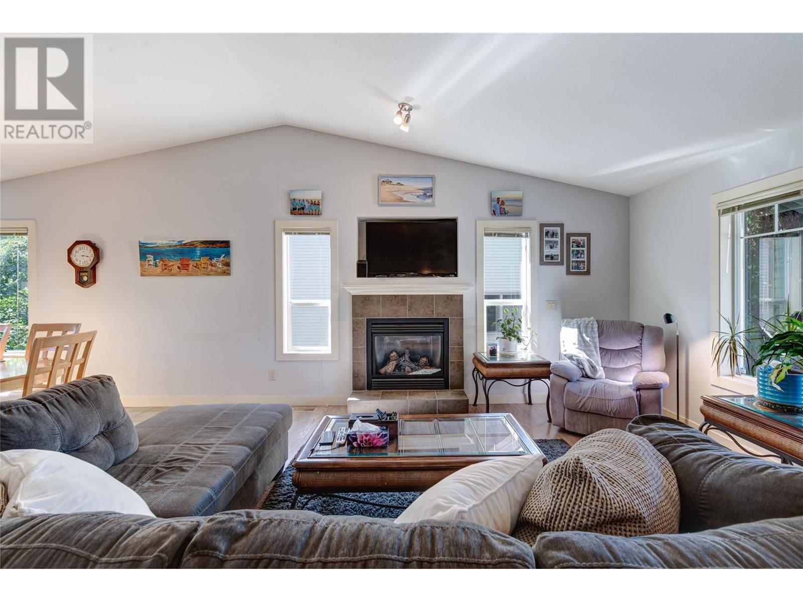 2045 Bernau Court