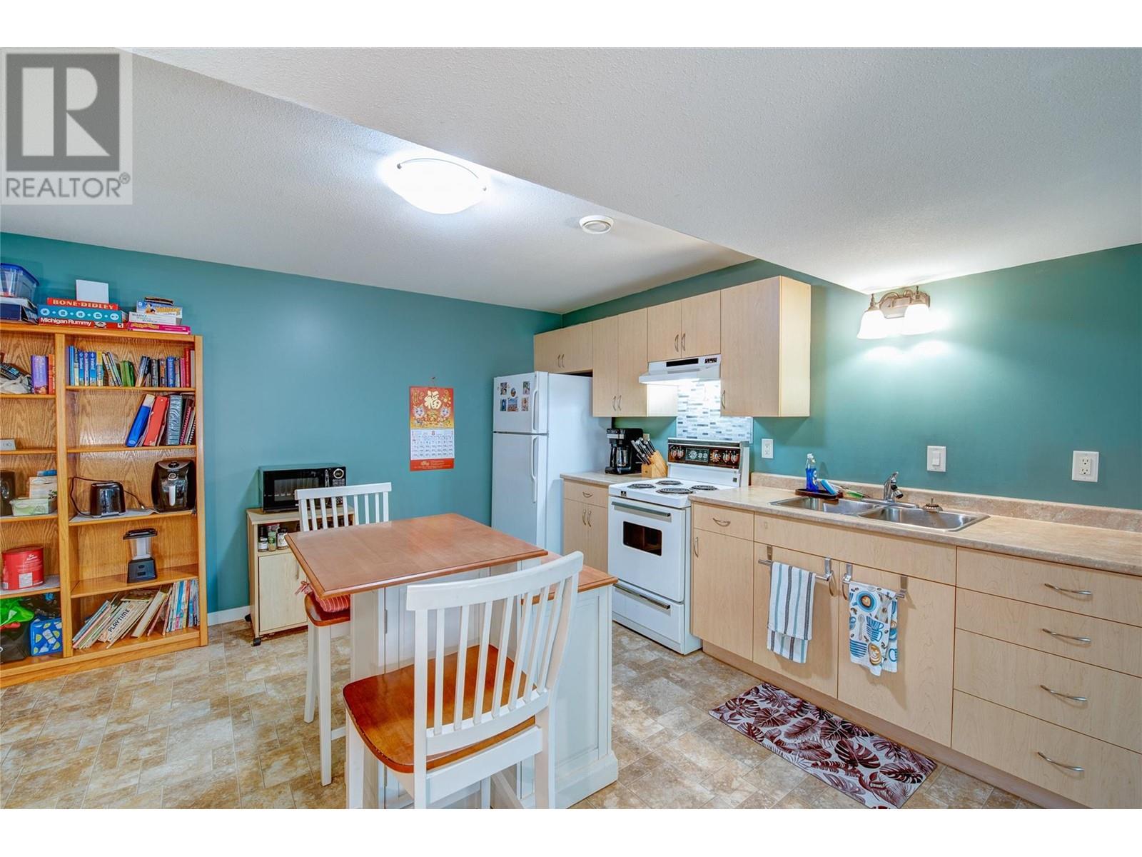 2045 Bernau Court