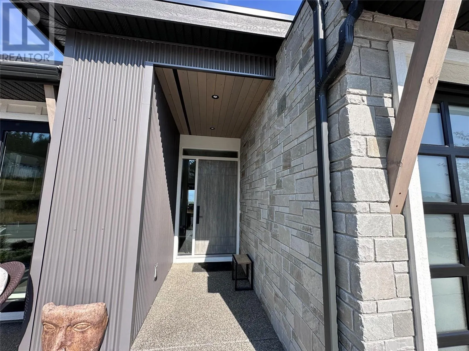 224 Diamond Way
