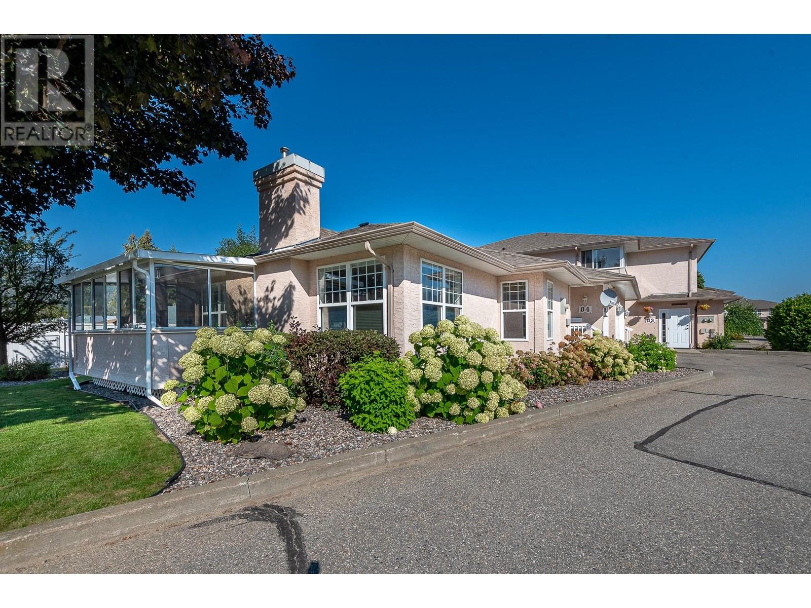303 Regent Avenue Unit# 4