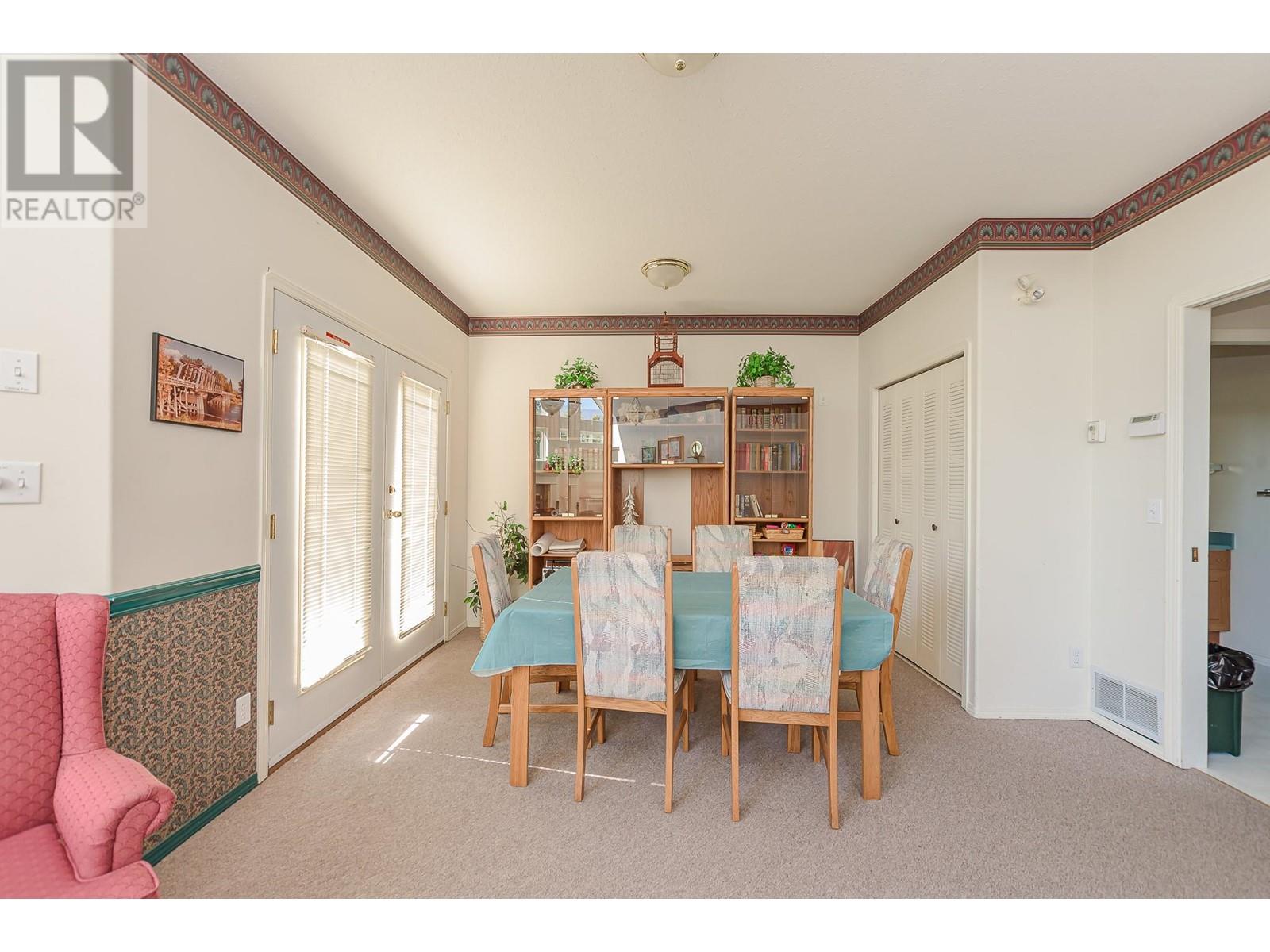 303 Regent Avenue Unit# 4