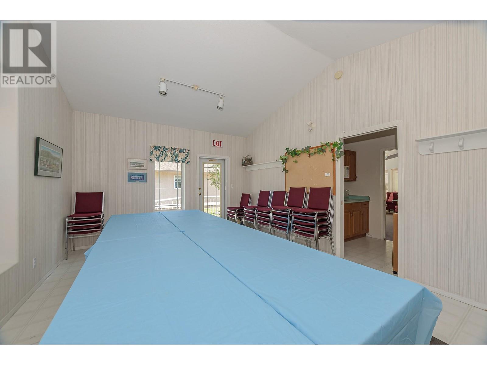 303 Regent Avenue Unit# 4