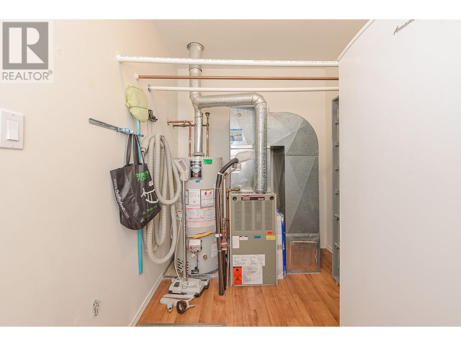 303 Regent Avenue Unit# 4